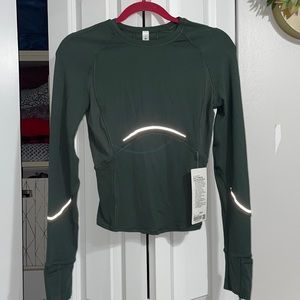 Reflective running long sleeve lulu shirt